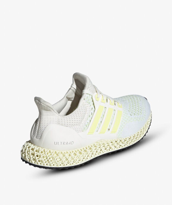 adidas Originals  - Ultra4D