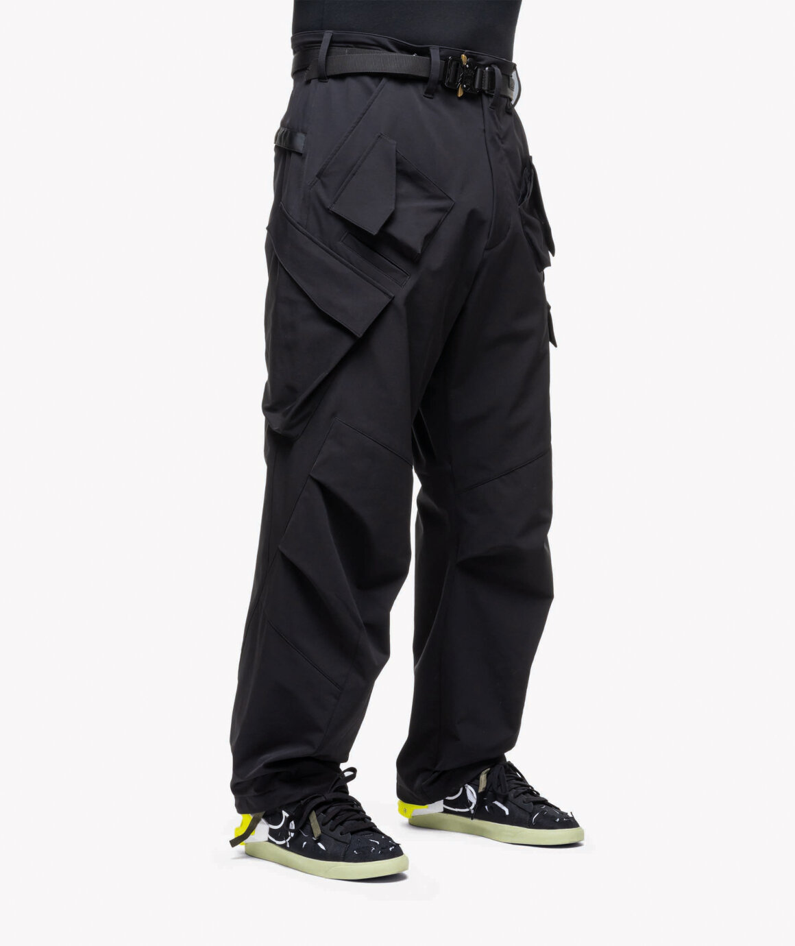 Norse Store | Shipping Worldwide - Acronym P44-DS - Black