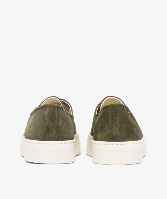 Common Projects - Suede Four Hole