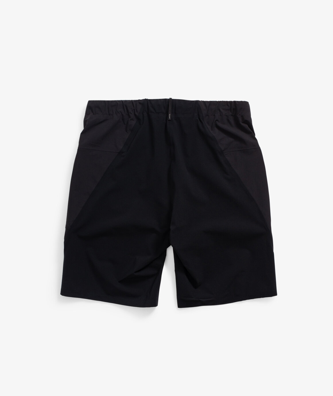 Norse Store | Shipping Worldwide - Veilance SECANT COMP SHORT M - Black
