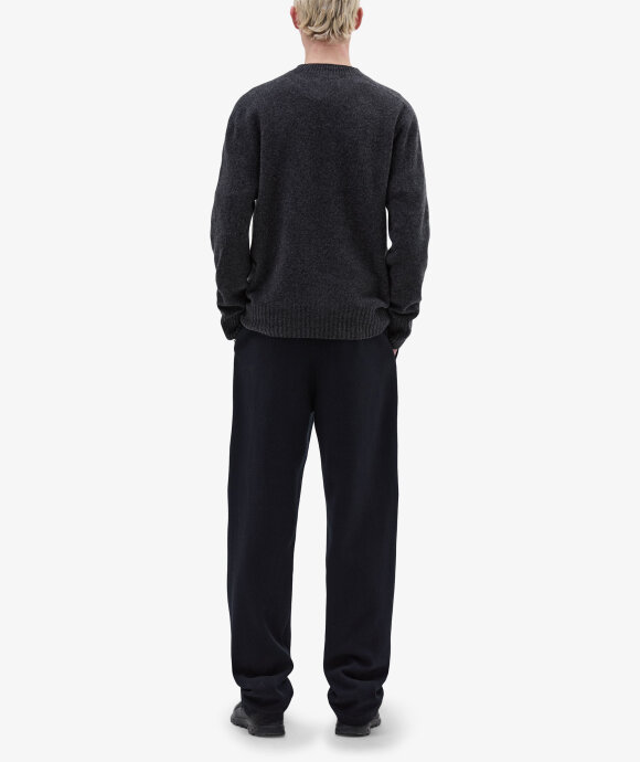 Margaret Howell - SEAMLESS CREW NECK MERINO CASHMERE