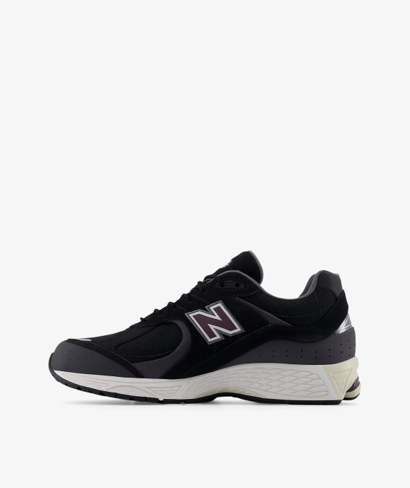 New Balance - M2002RXT