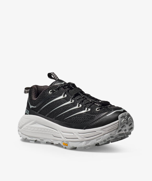 HOKA One One - Mafate Three2